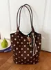 2026 moda nueva transfronteriza simple bolsa de mano de gran capacidad bolsa de hombro casual coreana de lunares bolsa de axila