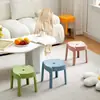 Taburete pequeño de plástico engrosado, taburete pequeño para el hogar, taburete redondo para adultos, taburete apilable para mesa de café, taburete antideslizante para baño, taburete para niños
