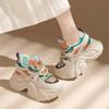 Explosiones de alta calidad Altura interior Zapatos de papá para mujer Suela gruesa 9cm Verano 2024 Nuevo estilo Casual Zapatos blancos para mujer para hombres pequeños