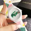 Relógio Versátil Cor Doce Temperamento Retrô Relógio Preto Luz Luxo Nicho Temperamento Silicone Esportes ao Ar Livre Relógio