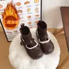 Sapatos Princess Estáveis para Meninas Outono e Inverno Novo Estilo de Outono Estilo Europeu Botas de Couro para Crianças Pequenas Sapatos Meia para Crianças Botas de Cano Curto para Bebês