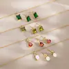 Conjunto de Joias Transfronteiriço Europeu e Americano para Mulheres Aço Inoxidável Dourado 18K Colar Brincos de Temperamento Luxo Leve Toque de Alto Padrão Em Estoque Atacado