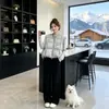 2026 Inverno Único Super Bonito Rejuvenescedor Moda Colete de Algodão Feminino Moda Estiloso Petite Roupa Externa Colete Tendência