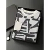 24 Nuevos Suéteres de Cachemira Jacquard para Otoño e Invierno para Hombre de Cuello Redondo Engrosado Suéter Pulóver Holgado Casual Combinación de Colores Camisa de Punto Base