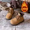 Botas Martin para Niños 2026 Otoño/Invierno Nuevo Estilo Niños Senderismo al Aire Libre Montañismo Botas Amarillas Grandes Suela Suave Niñas Botas con Plus de Terciopelo