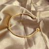 Pulsera de acero inoxidable para mujer, estilo temperamento nicho, par abierto de cuentas, chapado en oro de 18k, cuenta redonda tipo ajo, pulsera delgada, comodín, venta al por mayor