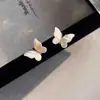 Brincos Simples de Borboleta Branca Moda Versátil Toque de Luxo Acessórios de Luxo Leve Acessórios de Nicho Brincos