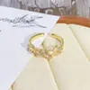 Anel Aberto Gota de Óleo Esmaltado Luz Luxo Alto Padrão Anel Caixa Cega Ao Vivo Vintage Estilo Palácio Flor