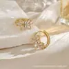 Brincos Borboleta de Zircônia Doces e Delicados Estilo Japonês, Banho de Ouro Cobre 14K, Brincos Meio Par Elegantes e Compactos, em Estoque