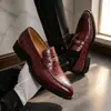 Zapatos de cuero casuales de moda 2026 para transmisión en vivo, superventas, tallas 38-48, zapatos de cuero casuales de punta