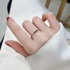 Anillo diseño femenino nicho combinación acero de titanio no se decolora índice anillo viento frío fabricante