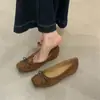 Zapatos Mary Jane retro de ante para mujer que aumentan la altura, nuevo estilo otoño 2025, zapatos de ballet de suela blanda para combinar con faldas