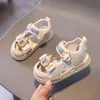 Sandalias Cerradas para Niños 2026 Verano Nuevas Superficie de Malla Zapatos de Playa para Niños Pequeños y Medianos Cubre-pies para Bebés Sandalias Suaves de Suela para Celebridades de Internet