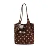 Bolsa Tote de Camurça com Bolinhas Estilo Balde Feminina Chegada Nova Outono 2026 Grande Capacidade Ombro Único de Mão Bolsa para Trabalho Casual