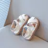 Zapatos de Niña Sandalias de Princesa Peep-Toe para Niños Verano 2025 Nuevo Estilo Niña a la Moda Suela Suave Zapatos de Playa