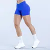 Sakura Factory ofrece ropa de yoga al por mayor y personalizada, incluyendo estilos europeos y americanos populares como los shorts de yoga cruzados que levantan las caderas, absorben el sudor y crean un efecto adelgazante.