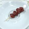 Famoso en Internet Modelo de Barbacoa de Zibo Llavero de Comida Simulada Colgante de PVC Brochetas de Cordero Brochetas a la Parrilla Llavero para Llave de Coche