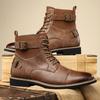 2026 Novo Estilo Estilo Britânico Masculino Casual Botas Martin Antiderrapantes Retro Bico Fino Couro Slip-On Botas de Trabalho 27038