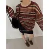 Top de punto de seda helada con bloques de color a rayas, protección solar para mujer, estilo relajado y perezoso de verano, camiseta holgada de manga larga para cubrir
