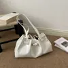 Cuero de Cera de Aceite Estilo Europeo y Americano Simple 2026 Nueva Moda Plisado Color Sólido Textura Casual Bolso de Hombro Único