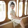 Vestido Cheongsam Melhorado para Meninas Lótus Koi Verão 2026 Novo Vestido Étnico Retrô Infantil