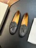 Sapatos Mocassins Masculinos de Franja de Couro Bovino de Primeira Camada Slip-on para Homem Preguiçoso Sapatos Masculinos Retro Britânicos Transfronteiriços