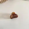 Pinza Geométrica Degradada Color Café para el Cabello, Pinza de Tiburón para Peinados Semirecogidos, Accesorio Grande para el Cabello Grueso que No Irrita la Parte Posterior de la Cabeza