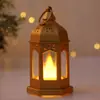 Lanterna Pequena Retro Nova Transfronteiriça LED Vela Eletrônica Lâmpada a Óleo Decoração Criativa de Atmosfera Presente Lampião a Vento Lanterna de Cavalo