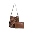 Bolso Tote de Hombro Cruzado para Mujer Estilo Coreano Ins Nicho Versátil Gamuza Retro Estampado de Leopardo Bolso Cubo Bolso de Madre