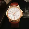 Relojes Yacholun, negocios al por mayor de relojes de moda para hombres, relojes de cuarzo para hombres, una generación de proveedores de relojes, fabricantes de relojes.