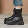Botas Martin com aumento de altura para mulheres 2026 moda versátil novo estilo primavera e outono botas curtas de sola grossa para mulheres estilo britânico para mulheres baixas e magras