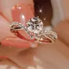 Anillo de Moissanita Moda para Mujer Anillo de Plata de Ley S925 Coronado para el Amor Anillo de 1 Quilate Adorno en Forma de V Anillo de Pareja