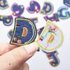 Novos Adesivos de Tecido com 26 Letras Inglesas do Fabricante Adesivos Bordados em Jeans Decoração de Mala de Viagem Adesivos de Patch de Letras