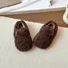 Otoño/Invierno 2026 Zapatos de Algodón Cálidos con Felpa para Niños Zapatos Peludos para Niñas Suela Suave Antideslizantes Zapatos para Bebé Zapatos de Algodón de Doble Capa para Niñas Pequeñas