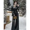 Traje de Punto para Mujer Estilo Joven Maduro Sencillo con Mangas de Campana, Otoño, Cuello en V, Ceñido a la Cintura, Adelgazante, Elegante Conjunto de Dos Piezas