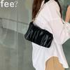 2026 Design de Nicho Nova Bolsa de Verão Feminina Couro Macio Bolsa Nuvem Bolsa Plissada com Corrente Ombro Único Transversal Sob o Braço Bolsa Pequena