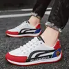 Zapatos Deportivos Casuales de Malla Transpirable de Moda Nueva Primavera para Hombre Zapatos Slip-On de Tela con Suela Suave para Hombre
