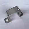 Acessórios de montagem de guarda-corpo de aço-zinco Suporte em forma de C Fivela interna Conexão de poste vertical de tubo quadrado Peça de fixação Suporte interno instalado Cartão em forma de C