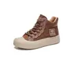 Zapatos retro de caña alta de piel de vaca para mujer Otoño e Invierno 2023 Nuevas botas cortas de plataforma de cuero genuino Botas Martin de punta ancha casual para muñeca