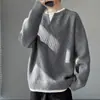 Suéter resistente para hombre estilo retro americano con cuello Henley, nueva colección otoño/invierno 2026, corte holgado, estética "old money", tejido casual
