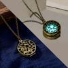 Collar con colgante luminoso de copo de nieve de fase DIY retro con cadena de suéter larga que combina con todo transfronterizo de Europa y Estados Unidos