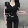 Deseo puro ~ camiseta de manga corta con cuello en V ajustada a la cintura color caramelo para mujer, ajustada, sexy, favorecedora, camiseta interior, novedad de verano 2023