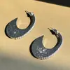 Brincos Escovados com Pedras de Diamante em Formato de Estrela e Lua para Mulheres, Design de Nicho, Brincos Leves de Luxo para o Dia a Dia, Brincos Simples em Formato de C