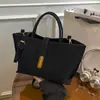 Bolso de Mano de Gran Capacidad para Mujer 2025 Invierno Nuevo Retro Commuter Tote Bag Moda Coreana Bolso Cruzado Diario