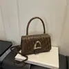 Bolso Pequeño Cuadrado de Hombro Cruzado Casual de Moda Simple con Textura Única y Elegante para Mujer Verano 2026