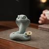 Pedra de areia verde Cobra-rei chinesa, enfeites de chá para animais de estimação, zodíaco chinês, ano da cobra, capa de mesa de chá criativa, artesanato decorativo