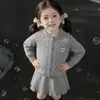 Chaqueta Suéter de Punto Trenzado para Niñas, Nuevo Suéter Vestido de Punto Trenzado Estilo Coreano para Primavera y Otoño con Diseño de Corazón, Prendas de Punto de Comercio Exterior