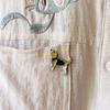 Broche de metal para perro mascota de venta caliente, insignia para ropa y sombrero, aleación, accesorios para amantes de los animales, una generación de punto