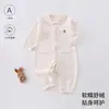 Ropa de bebé para otoño, mameluco suave de terciopelo para bebés, pijama base unisex para bebé, mameluco con apertura lateral tipo mariposa 6