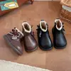 Botas de Encaje Dulces de Cuero para Niñas 2026 Otoño/Invierno Nuevo Estilo Niña Pequeña Elegante Moño Lindas Botas Cortas Botas Martin